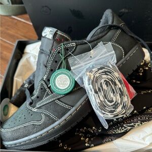 Air Jordan 1 retro low og Travis Scott black phantom